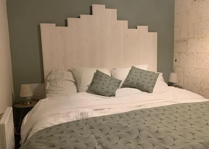 La Tour - Hyper Centre - Place Du Palet Holiday home Angouleme